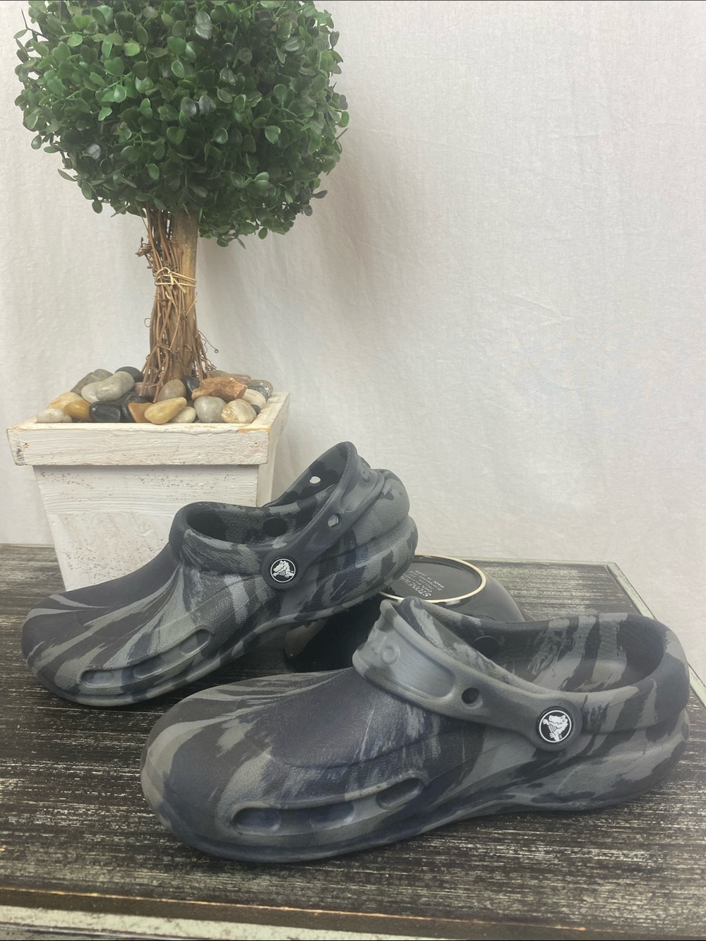Crocs Gray Two Tone Print Clog Shoes 7